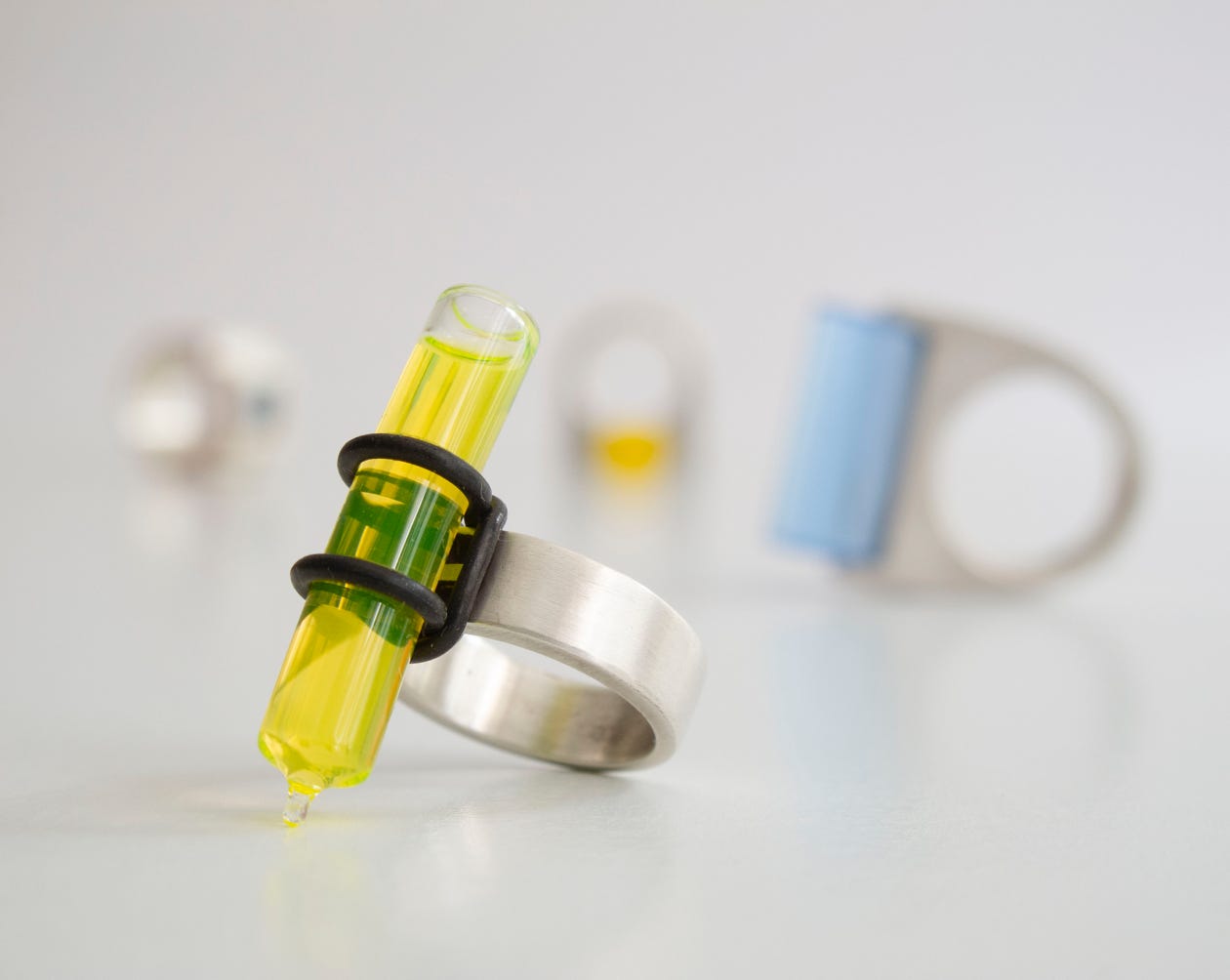 Bague argent, verre acrylique, verre de bohème