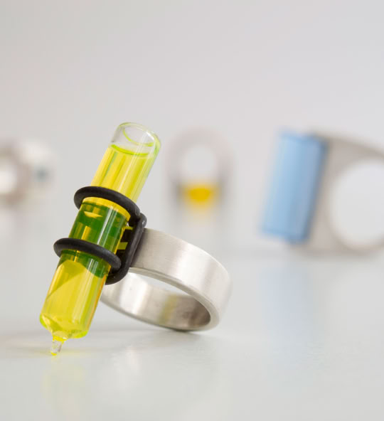 Bague argent, verre acrylique, verre de bohème