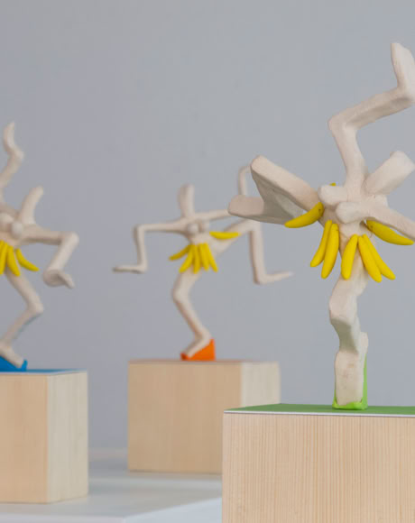 Hommage à Joséphine Baker. Vidéo d'animation musicale. Peintures et dessins. Figurines en grès, résine, bois. Exposition "8 mars" Journée mondiale de la femme.