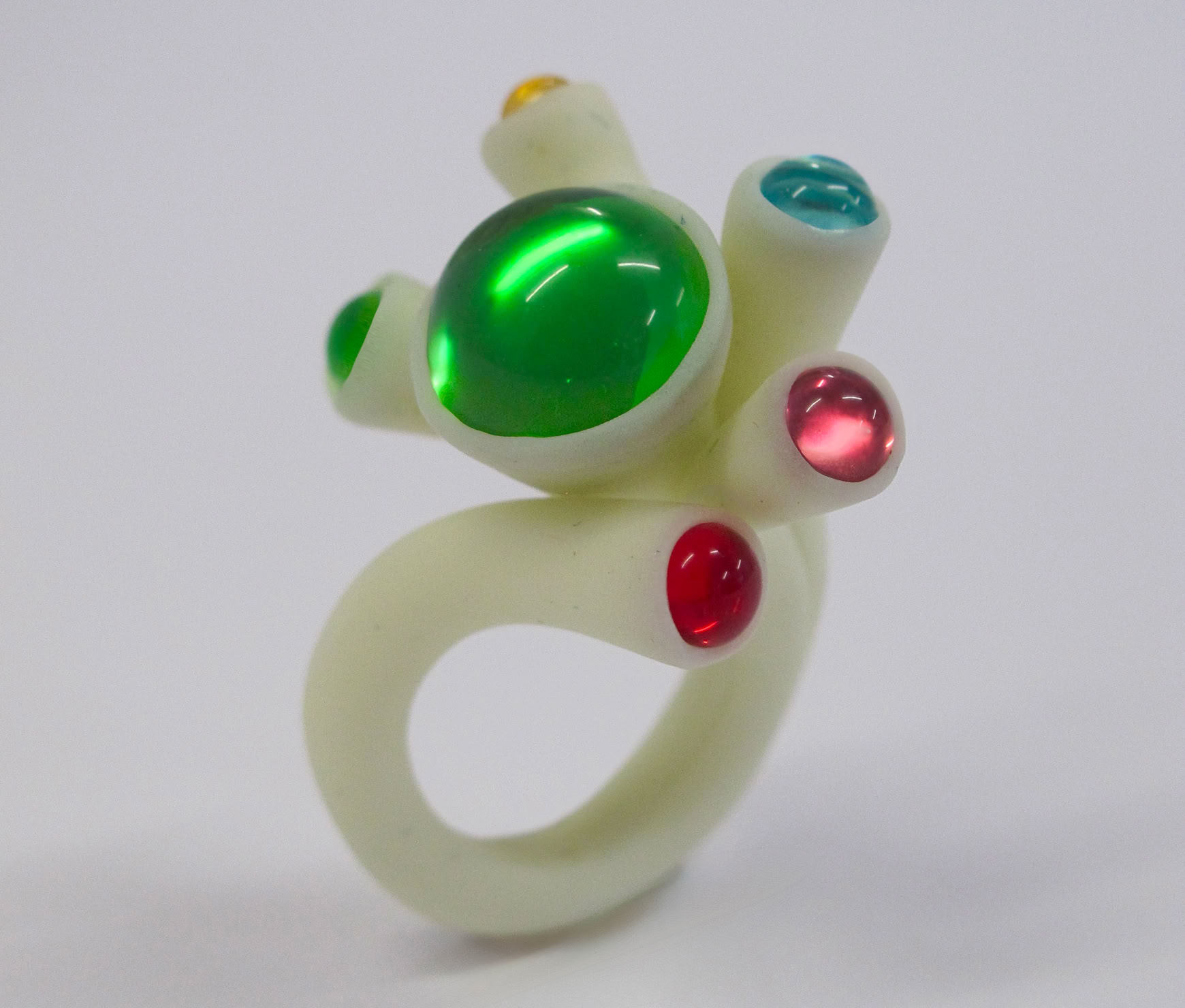 Bijoux en résine, verre de bohème