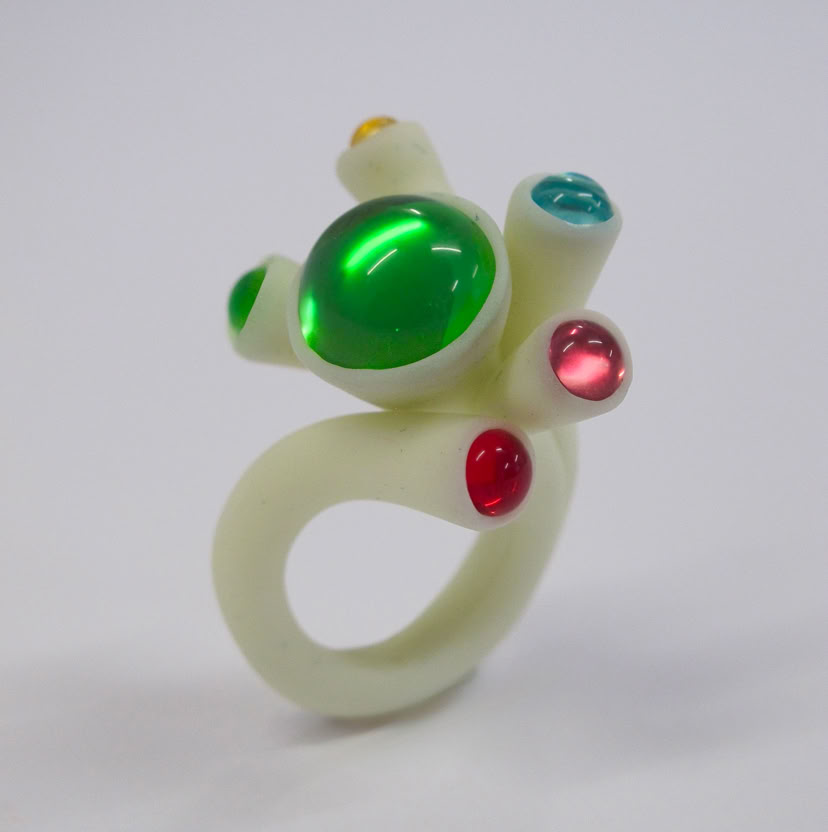 Bijoux en résine, verre de bohème