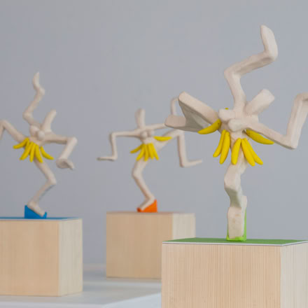 Hommage à Joséphine Baker. Vidéo d'animation musicale. Peintures et dessins. Figurines en grès, résine, bois. Exposition "8 mars" Journée mondiale de la femme.