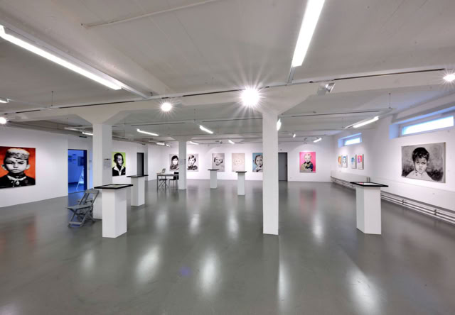 Galerie de l'Artsenal à Delémont, Enfance sans biographie_Denis Tcheskiss